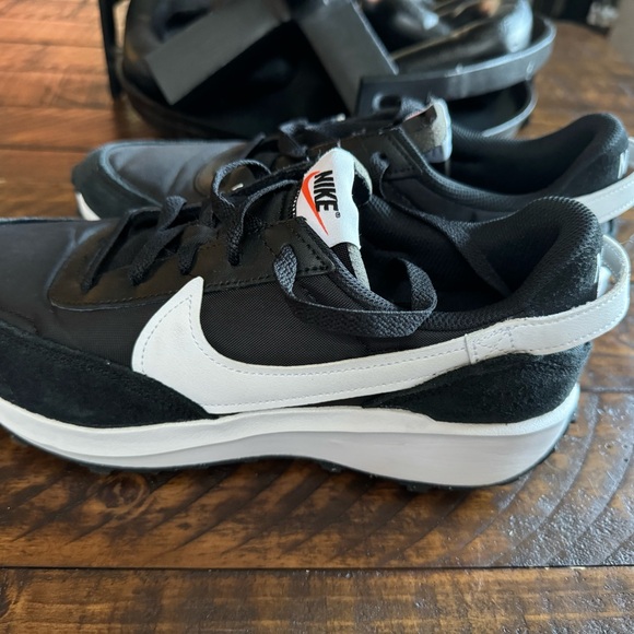 Nike Waffle Shoes - Picture 1 of 4